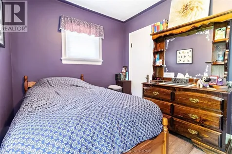 156 Emma Street Chatham ON N7L 1B3