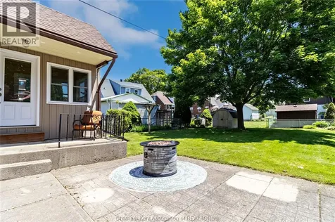 156 Emma Street Chatham ON N7L 1B3