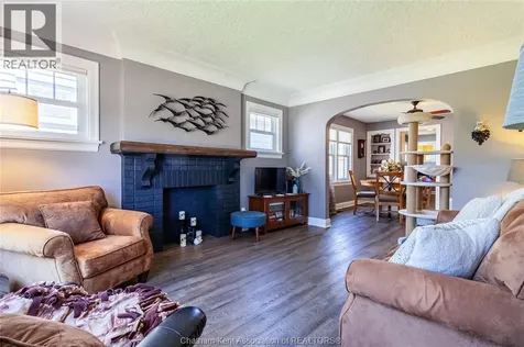 156 Emma Street Chatham ON N7L 1B3