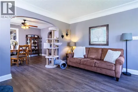 156 Emma Street Chatham ON N7L 1B3