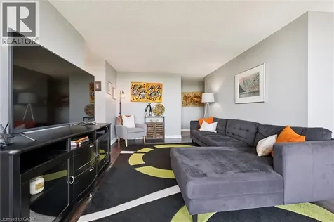 55 Green Valley Drive Kitchener ON N2P 1Z6