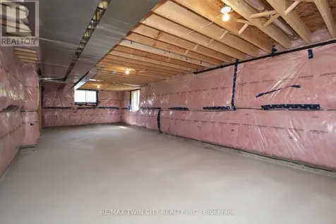 220 Jeffrey Place Kitchener ON N2C 2T7
