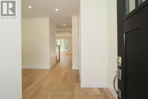 220 Jeffrey Place Kitchener ON N2C 2T7