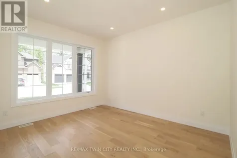 220 Jeffrey Place Kitchener ON N2C 2T7