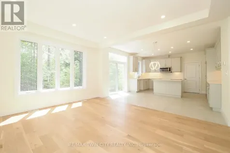 220 Jeffrey Place Kitchener ON N2C 2T7
