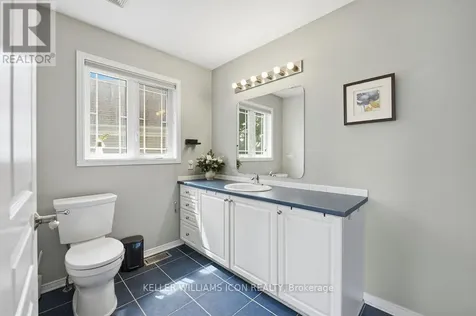 90 Sunvale Way Ottawa ON K2G 6X4