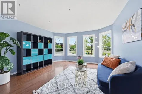 90 Sunvale Way Ottawa ON K2G 6X4