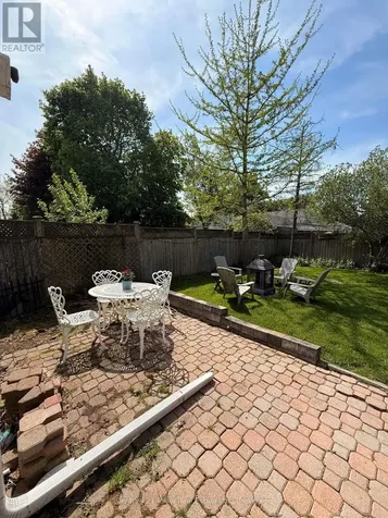 281 Peel Street Halton Hills (ac Acton) ON L7J 1M7