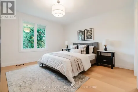 825 De Salaberry Street Ottawa ON K1J 6Y5