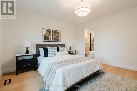 825 De Salaberry Street Ottawa ON K1J 6Y5