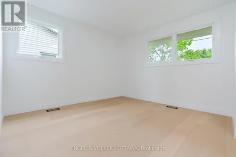 825 De Salaberry Street Ottawa ON K1J 6Y5
