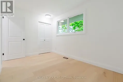 825 De Salaberry Street Ottawa ON K1J 6Y5