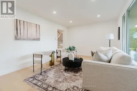 825 De Salaberry Street Ottawa ON K1J 6Y5