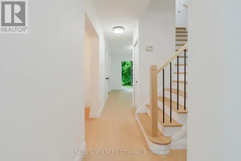 825 De Salaberry Street Ottawa ON K1J 6Y5