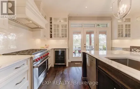 52 Edgehill Drive Kitchener ON N2P 2C6