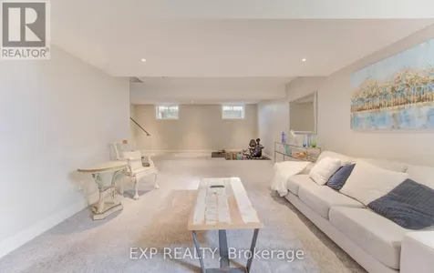 52 Edgehill Drive Kitchener ON N2P 2C6