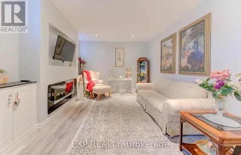 52 Edgehill Drive Kitchener ON N2P 2C6