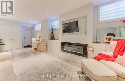 52 Edgehill Drive Kitchener ON N2P 2C6