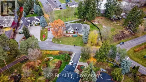 52 Edgehill Drive Kitchener ON N2P 2C6