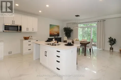 217 Jeffrey Place Kitchener ON N2C 2T7