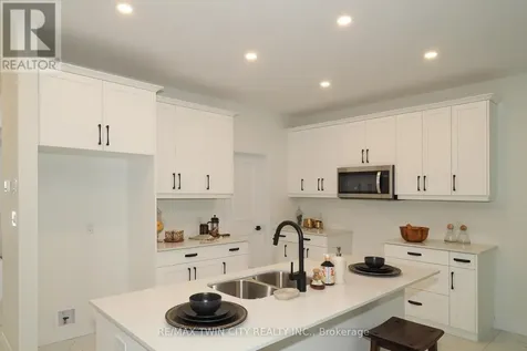 217 Jeffrey Place Kitchener ON N2C 2T7