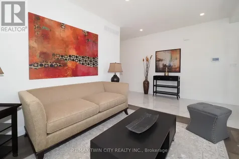 217 Jeffrey Place Kitchener ON N2C 2T7