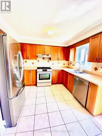 138 Apple Ridge Drive Kitchener ON N2P 2S7