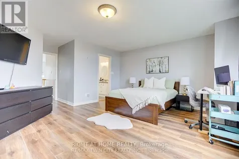 138 Apple Ridge Drive Kitchener ON N2P 2S7