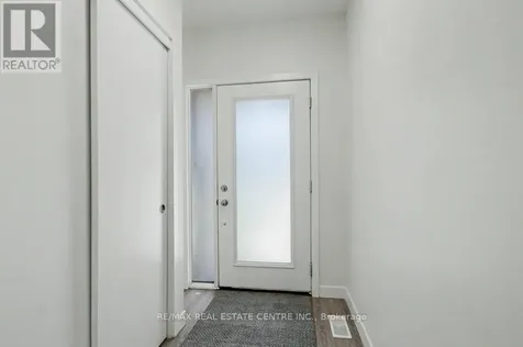 87 Pony Way Kitchener ON N2R 0R8
