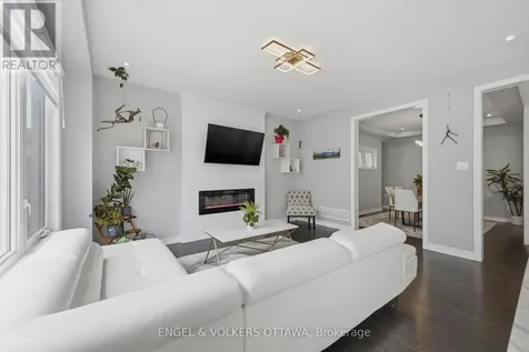 139 Switch Grass Crescent Ottawa ON K2J 5Z3