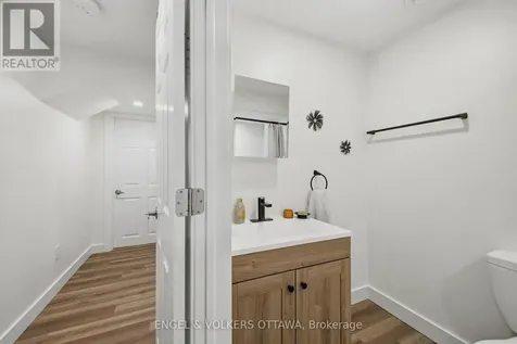 139 Switch Grass Crescent Ottawa ON K2J 5Z3