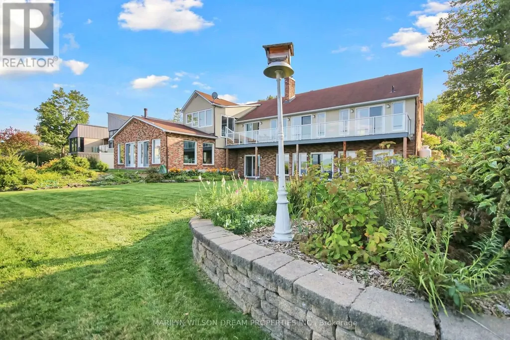 2998 Barlow Crescent Ottawa ON K0A 1T0