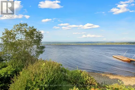 2998 Barlow Crescent Ottawa ON K0A 1T0