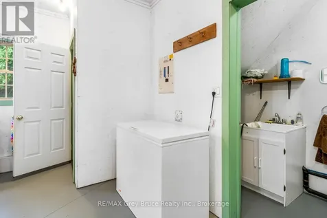 186 Hope Bay Road South Bruce Peninsula ON N0H 2T0