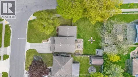 106 University Drive Chatham ON N7L 4V5