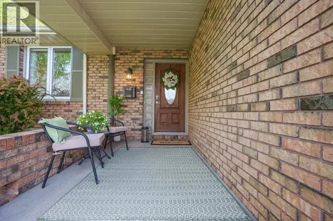 106 University Drive Chatham ON N7L 4V5