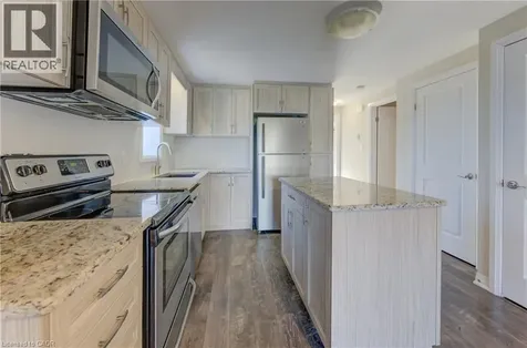 1989 Ottawa Street South Kitchener ON N2E 0G7