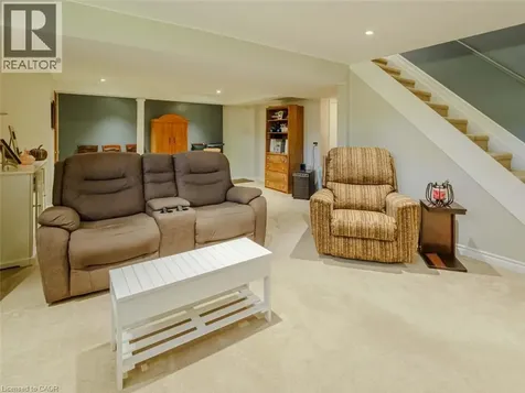 7 Irving Court Port Dover ON N0A 1N4