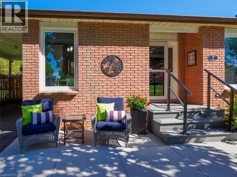 7 Irving Court Port Dover ON N0A 1N4