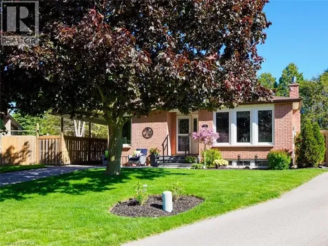 7 Irving Court Port Dover ON N0A 1N4