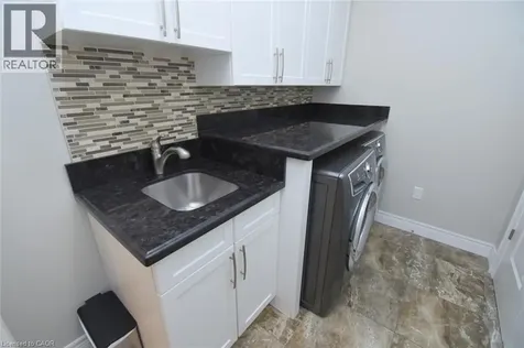 708 Winston Road Grimsby ON L3M 4E8