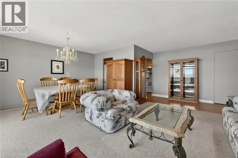 301 Frances Avenue Stoney Creek ON L8E 3W6