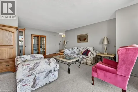 301 Frances Avenue Stoney Creek ON L8E 3W6