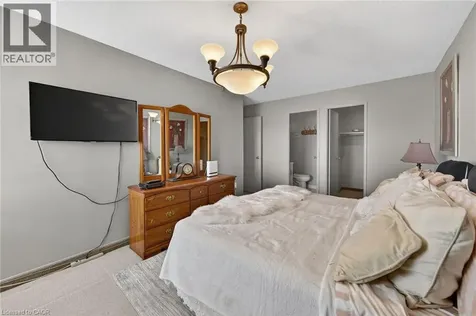 301 Frances Avenue Stoney Creek ON L8E 3W6