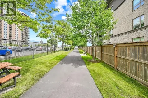 301 Frances Avenue Stoney Creek ON L8E 3W6