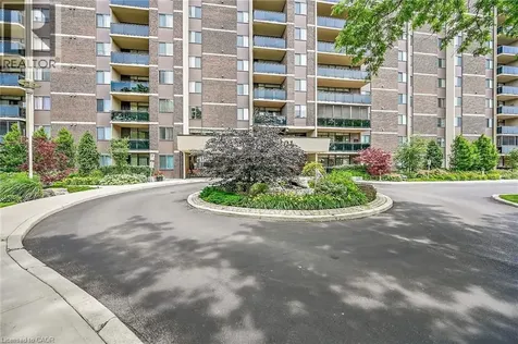 301 Frances Avenue Stoney Creek ON L8E 3W6