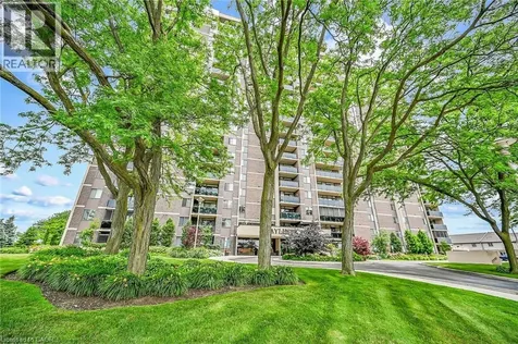 301 Frances Avenue Stoney Creek ON L8E 3W6