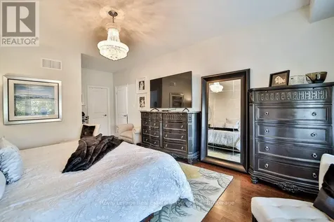 13 Sandy Coast Crescent Wasaga Beach ON L9Z 0G1