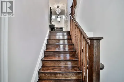 13 Sandy Coast Crescent Wasaga Beach ON L9Z 0G1