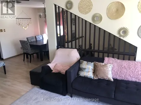 562 Erinbrook Drive Kitchener ON N2E 3M8
